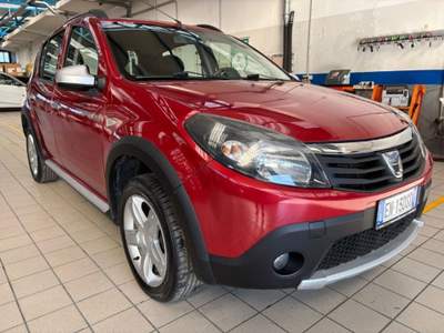Dacia Sandero Stepway 1.6 8V 85CV Rosso usata Cassino