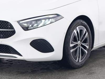 Mercedes-Benz Classe A Automatic Progressive Advanced Bianco usata Magenta