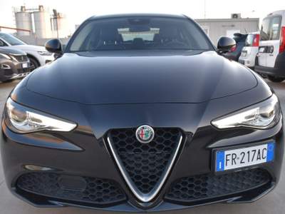 Alfa Romeo Giulia 2.2 Turbodiesel 150 CV AT8 Super Nero usata San Vito dei Normanni