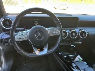 Mercedes-Benz Classe A Mercedes-Benz A-Class A 200 D AMG Line Premium Plus Edition Grigio usata Frosinone
