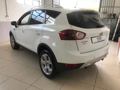 Ford Kuga 2.0 TDCi 136 CV 4WD Titanium DPF Bianco usata Nicosia