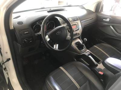 Ford Kuga 2.0 TDCi 136 CV 4WD Titanium DPF Bianco usata Nicosia