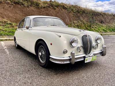 Jaguar MK4 3.8L Bianco usata Roma