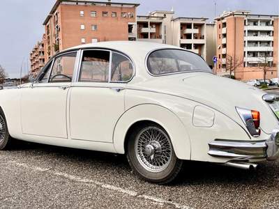 Jaguar MK4 3.8L Bianco usata Roma