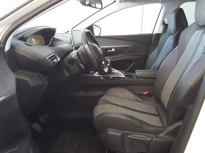Peugeot 3008 1.5 BlueHDi 130cv Allure Bianco usata Firenze