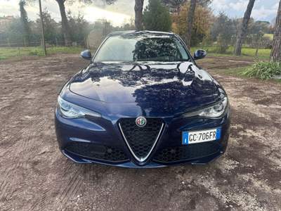 Alfa Romeo Giulia 2.2 Turbodiesel 160 CV AT8 Business Blu/Azzurro usata Bracciano