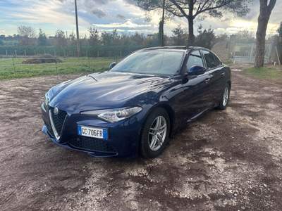 Alfa Romeo Giulia 2.2 Turbodiesel 160 CV AT8 Business Blu/Azzurro usata Bracciano