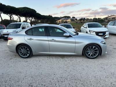 Alfa Romeo Giulia 2.2 Turbodiesel 180 CV AT8 Sport Edition Argento usata Bracciano