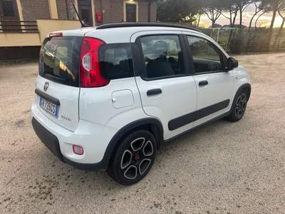 Fiat Panda 1.0 FireFly S&S Hybrid City Life Bianco usata Bracciano