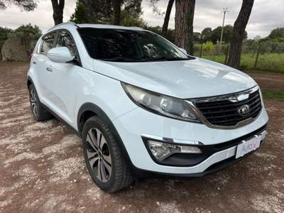 Kia Sportage 1.7 CRDI VGT 2WD Class Bianco usata Bracciano