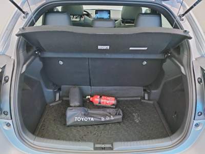 Toyota Yaris IV 2020 -  1.5h Lounge Argento usata Mosciano Sant'Angelo