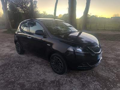 Lancia Ypsilon 1.0 FireFly Hybrid Gold Nero usata Bracciano