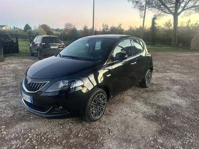 Lancia Ypsilon 1.0 FireFly Hybrid Gold Nero usata Bracciano