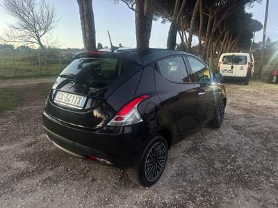 Lancia Ypsilon 1.0 FireFly Hybrid Gold Nero usata Bracciano