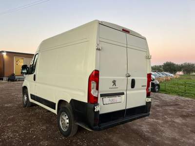 Peugeot Boxer 330 2.0 BlueHDi PC-TM Furgone L1H2 Bianco usata Bracciano