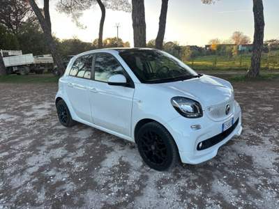 Smart ForFour 70 1.0 Superpassion UNICO PROPRIETARIO Bianco usata Bracciano