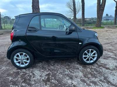 Smart ForTwo 70 1.0 twinamic Youngster Nero usata Bracciano