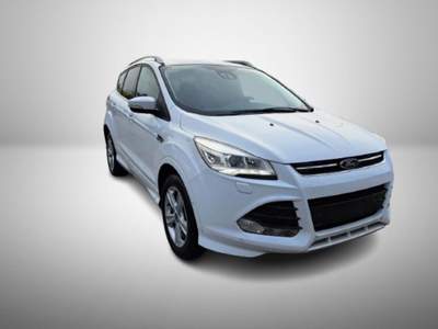 Ford Kuga 2.0 TDCI 150 CV Tetto 4WD Powershift Titanium Bianco usata Oderzo