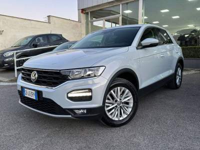 Volkswagen T-Roc 2.0 tdi Business 150cv dsg Bianco usata Villaricca