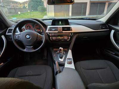 BMW Serie 3 320d d  190 CV Business Advantage Nero usata Cava Manara