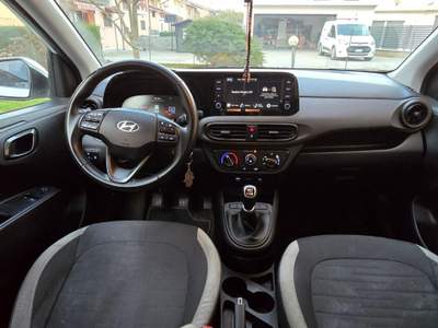Hyundai i10 1.2 MPi 84 CV Connectline 2023 Bianco usata Cava Manara