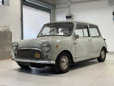 Innocenti Mini Morris Grigio usata Cava Manara