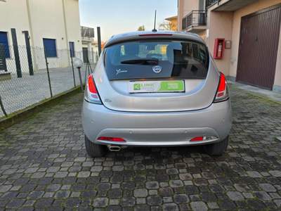 Lancia Ypsilon 1.2 69 CV Gold Argento usata Cava Manara