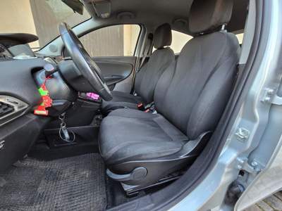 Lancia Ypsilon 1.2 69 CV Gold Argento usata Cava Manara