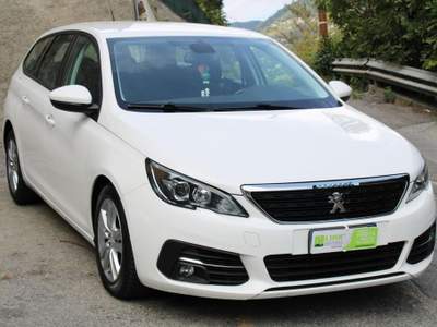 Peugeot 308 BlueHDi 100 S&S SW Active Bianco usata Sanremo