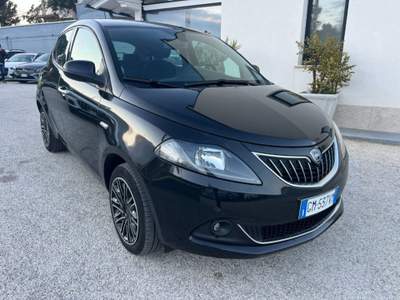 Lancia Ypsilon 1.0 FireFly 5 porte S&S Hybrid Gold Nero usata Alcamo