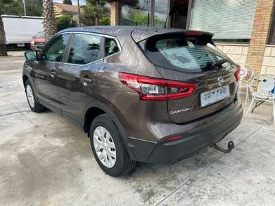 Nissan Qashqai 1.5 dCi 115 CV Acenta Marrone usata Caltagirone
