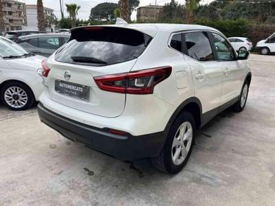 Nissan Qashqai 1.6 dCi 2WD XTronic Tekna+ Bianco usata Caltagirone