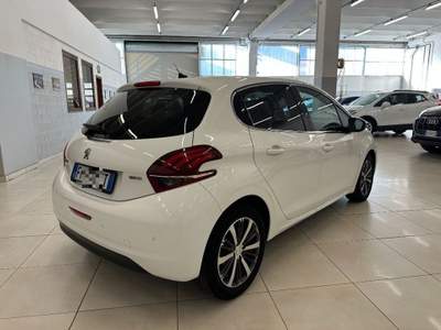 Peugeot 208 1° serie PureTech Turbo 110 S&S 5 porte Allure Bianco usata Rovetta