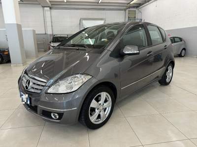Mercedes-Benz Classe A CDI Premium Grigio usata Rovetta