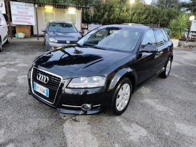 Audi A3 SPB 1.6 TDI 105 CV CR Attraction Nero usata Roma