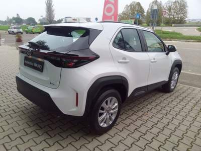 Toyota Yaris Cross 1.5 Hybrid 5p. E-CVT Active - NEOPATENTATI Bianco usata San Giorgio di Piano