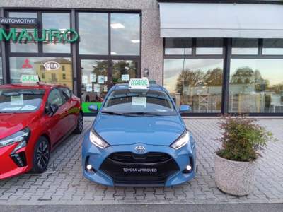 Toyota Yaris 1.5 Hybrid 5 porte Trend - NEOPATENTATI Blu/Azzurro usata San Giorgio di Piano