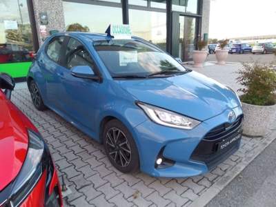 Toyota Yaris 1.5 Hybrid 5 porte Trend - NEOPATENTATI Blu/Azzurro usata San Giorgio di Piano