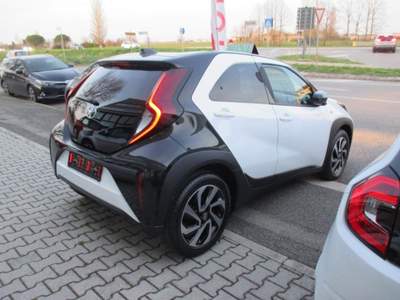 Toyota Aygo 1.0 VVT-i 72 CV 5 porte Trend - NEOPATENTATI Bianco usata San Giorgio di Piano