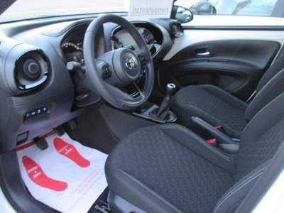 Toyota Aygo 1.0 VVT-i 72 CV 5 porte Trend - NEOPATENTATI Bianco usata San Giorgio di Piano