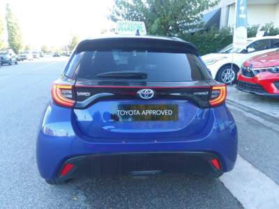 Toyota Yaris 1.5 Hybrid 5 porte Lounge - NEOPATENTATI Blu/Azzurro usata San Giorgio di Piano