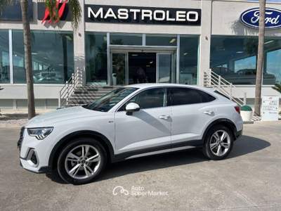 Audi Q3  35 TDI quattro S tronic S line edit. Bianco usata Lucugnano