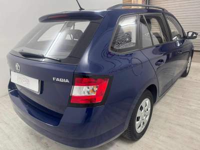 Skoda Fabia 1.0 MPI 75 CV Wagon Ambition Blu/Azzurro usata Gerenzano