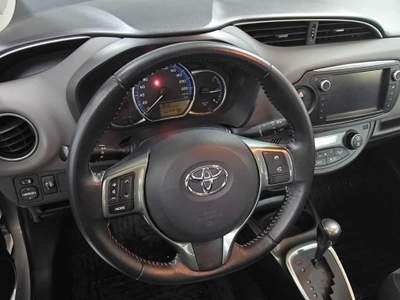 Toyota Yaris 1.5 Hybrid 5 porte Style Argento usata Gerenzano