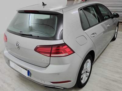 Volkswagen Golf 1.0 TSI 110 CV 5p. Trendline BlueMotion Technology Grigio usata Gerenzano