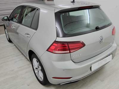 Volkswagen Golf 1.0 TSI 110 CV 5p. Trendline BlueMotion Technology Grigio usata Gerenzano