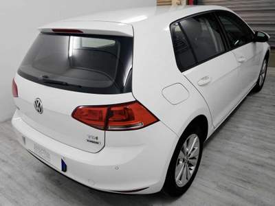 Volkswagen Golf 1.6 TDI 110 CV 5p. Comfortline BlueMotion Bianco usata Gerenzano