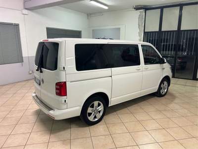 Volkswagen Caravelle 2.0 TDI 150CV PC Comfortline Bianco usata Rodengo Saiano