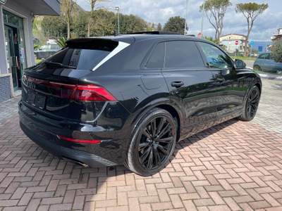 Audi Q8 Acconto €37.450,00 Noleggio con riscatto Nero usata Cassino