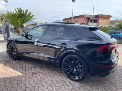 Audi Q8 Acconto €37.450,00 Noleggio con riscatto Nero usata Cassino